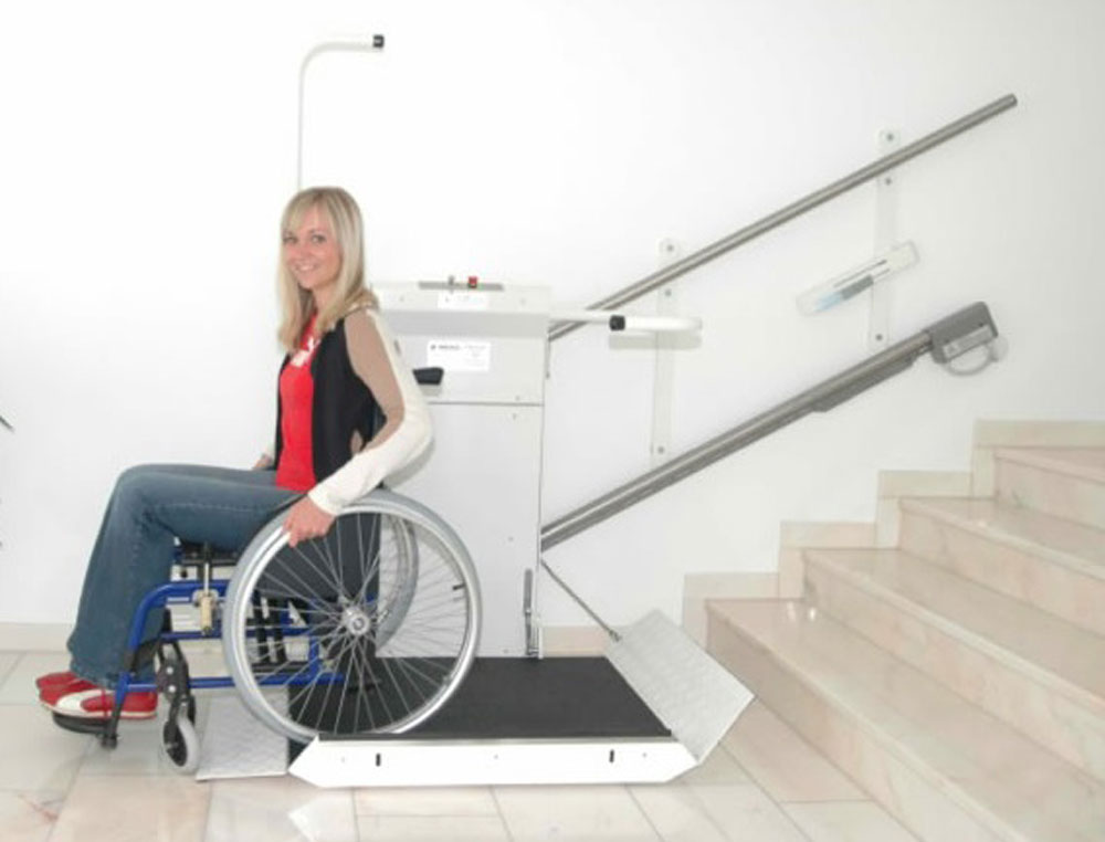 Inclined Wheelchair Lift - Straight - Elevators
